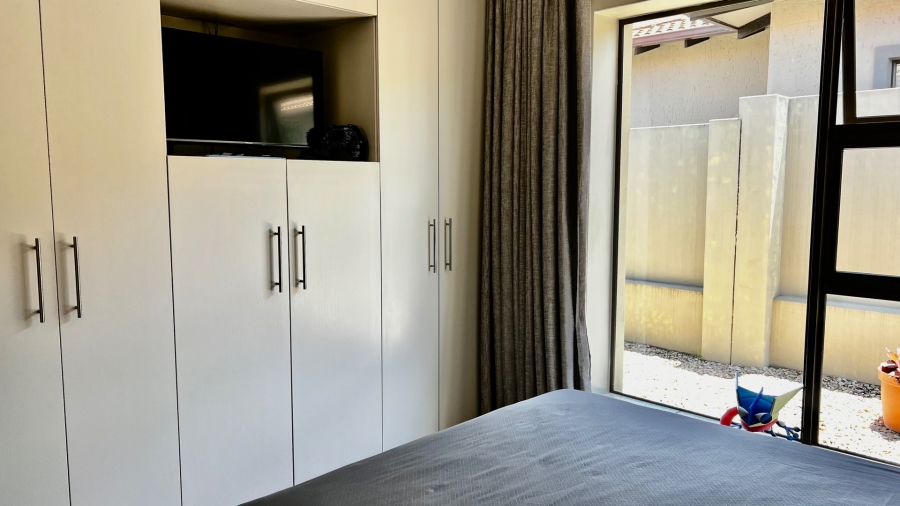 3 Bedroom Property for Sale in Earls Court Lifestyle Estate Western Cape